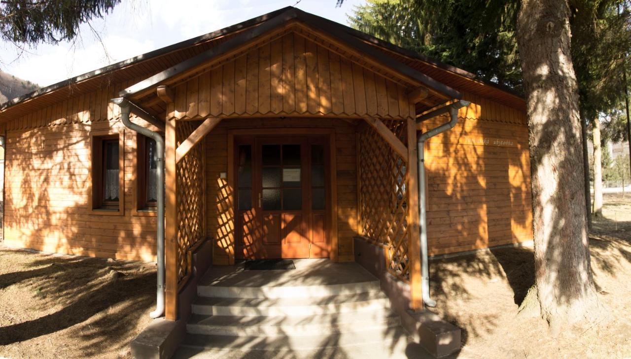 Turisticka Ubytovna Forgac Oravsky Podzamok Exterior photo
